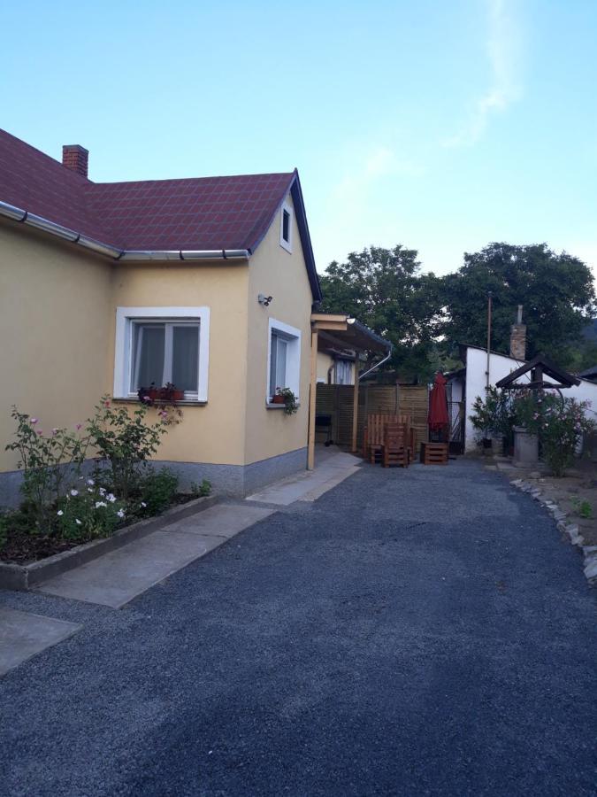 Kucko Apartman Badacsonytordemic Luaran gambar